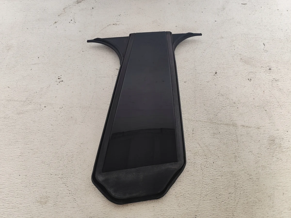 Moldura Pilar B Mercedes CLA A1186900901