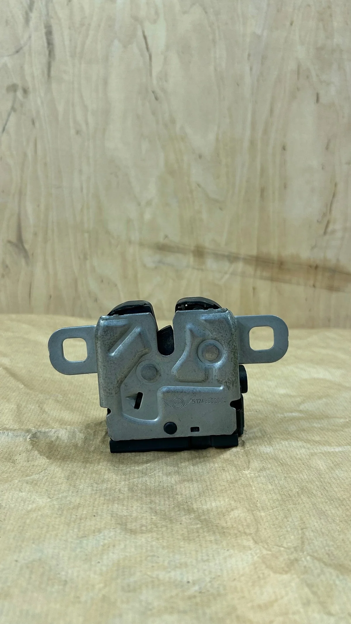 2011 Mini Cooper Countryman Trunk Latch