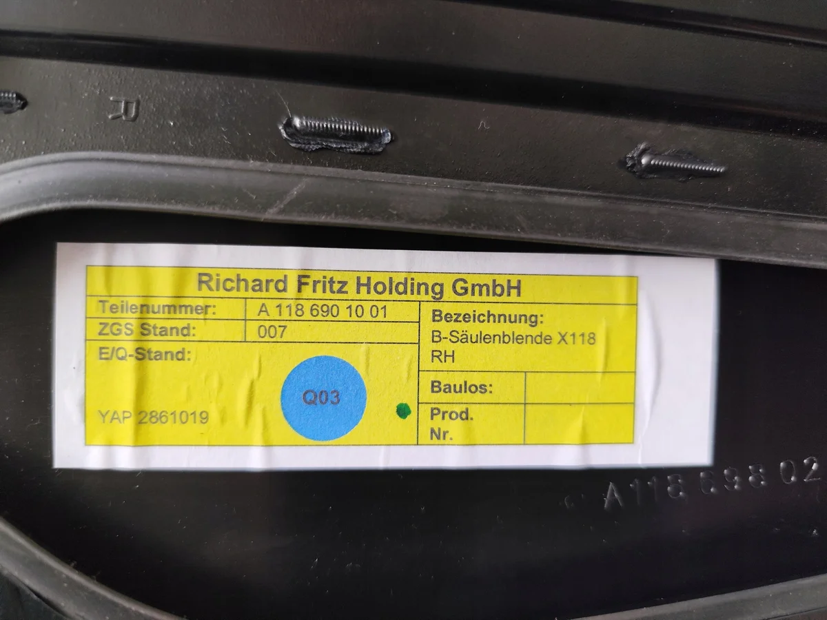 Mercedes CLA B-pilar list A1186901001 image 4