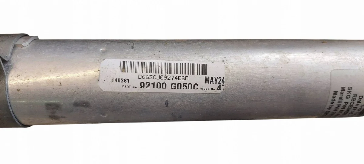 Land Rover Defender Condenser 92100G050C thumbnail 3