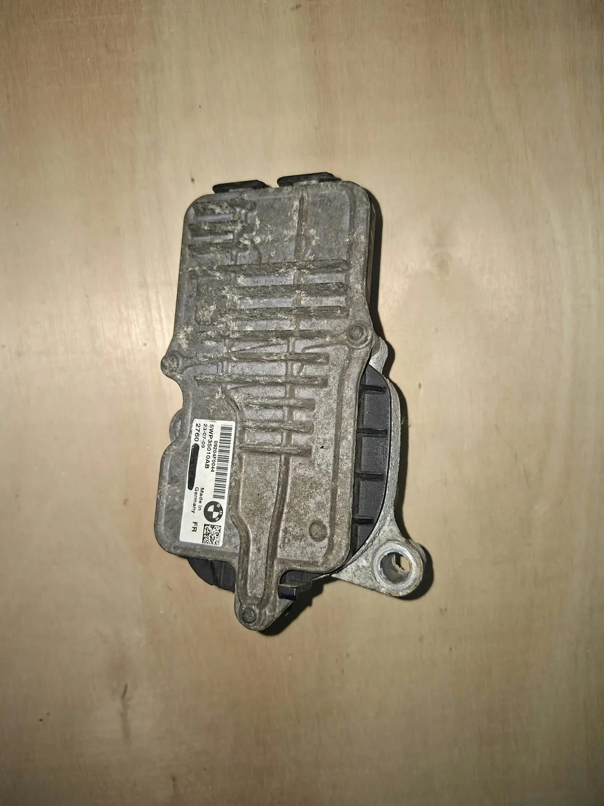 BMW F10 F11 vaihteiston säätölaite 8643153 image 3