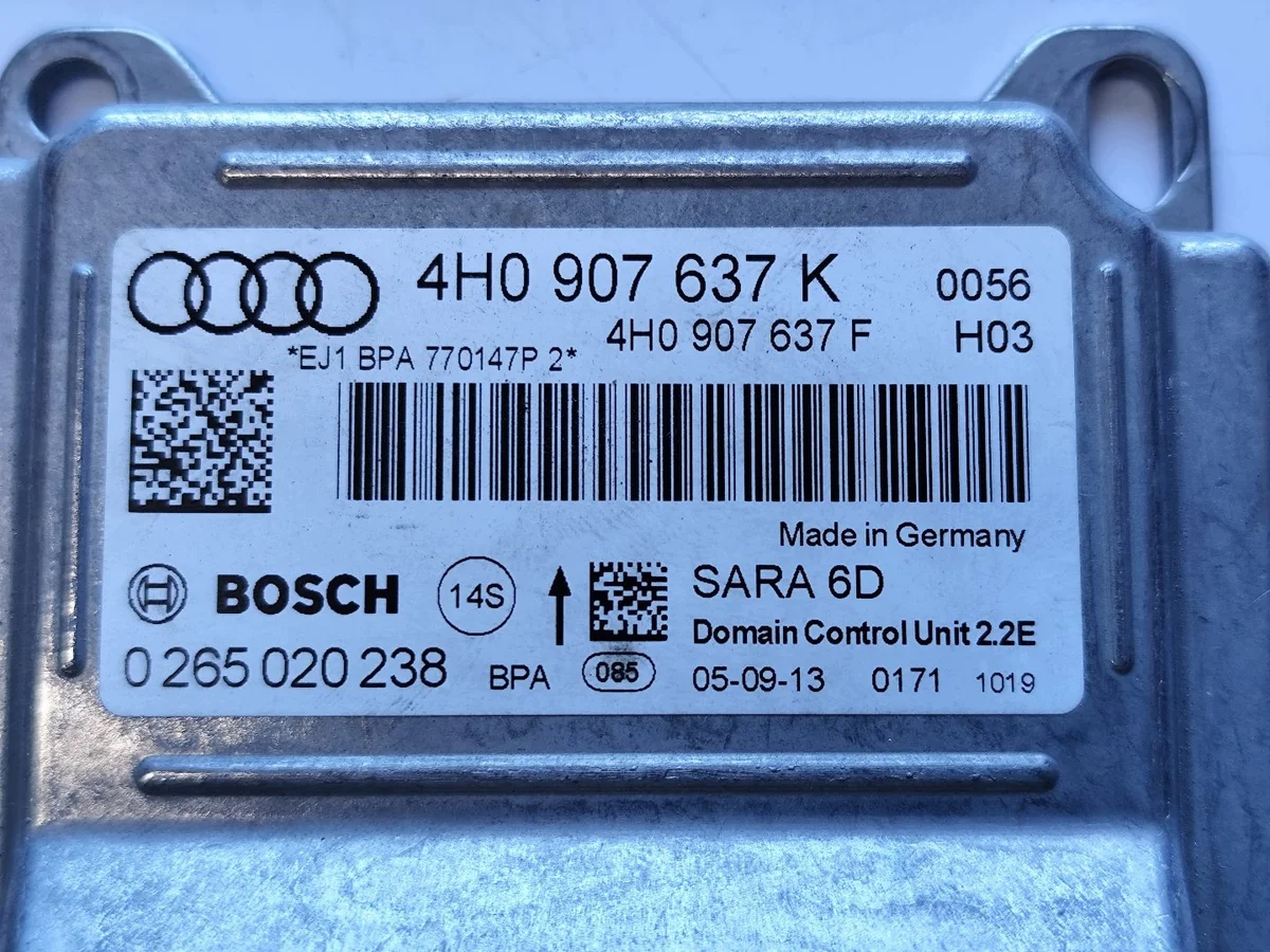 Audi A8 D4 Airbag Acceleration Module image 6