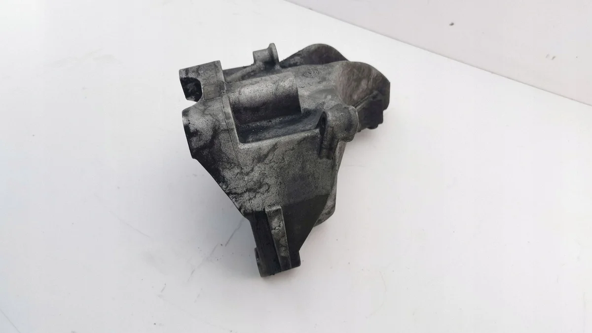 Mercedes-Benz GLE Engine Mount A6512233804 image 5