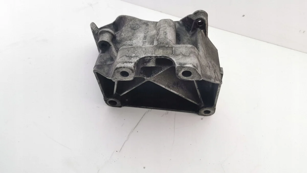 Mercedes-Benz GLE Engine Mount A6512233804 image 6