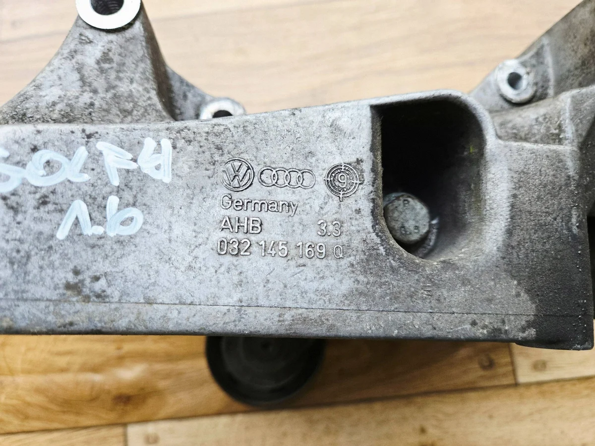 Support alternateur VW Golf IV 1.4 16V 032145169Q image 4