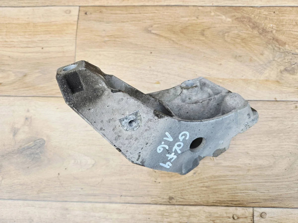 Soporte Caja Cambios VW 1J0199117Q Usado image 5
