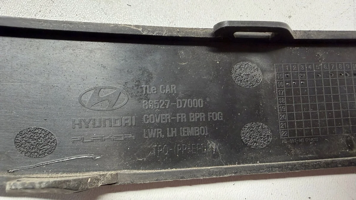 Grill Hyundai Tucson III vänster fram image 4
