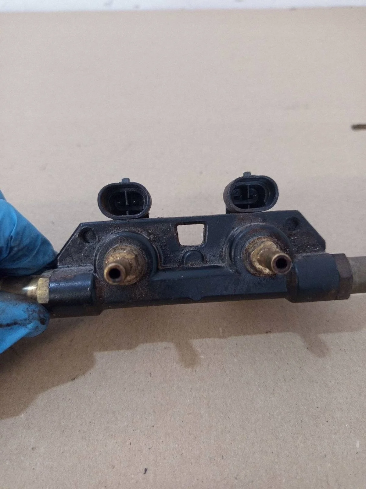 Subaru Legacy IV 2003-2009 Rampe Injecteurs 232034000 image 3