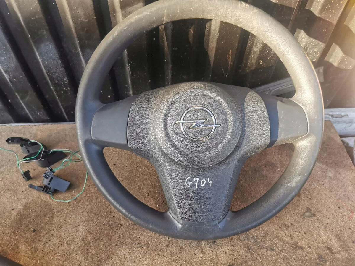 Opel Corsa D ratt med airbag