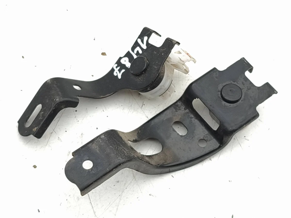 Toyota bZ4X 2023 Moottoritilan osa AMD271910 image 4