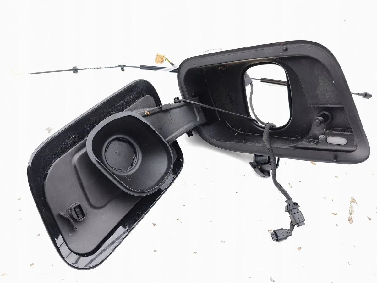 Audi e-tron 89A810593 trappe de charge image 7