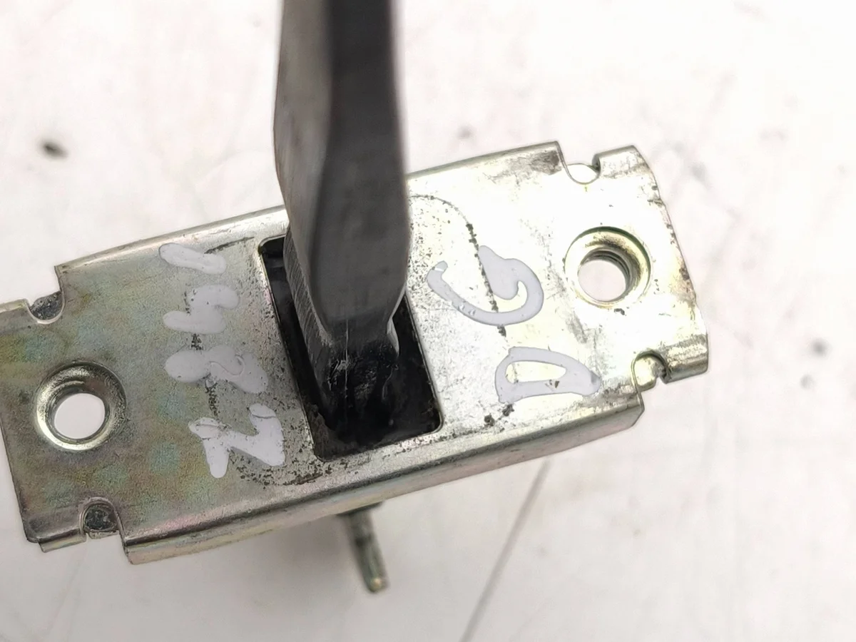 Toyota bZ4X Achterdeur Stopper AMD271754 image 6