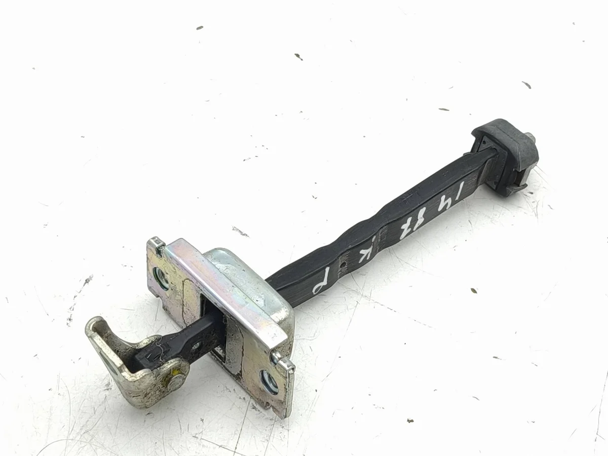 Toyota bZ4X Türstopper Vorne AMD271752 image 3