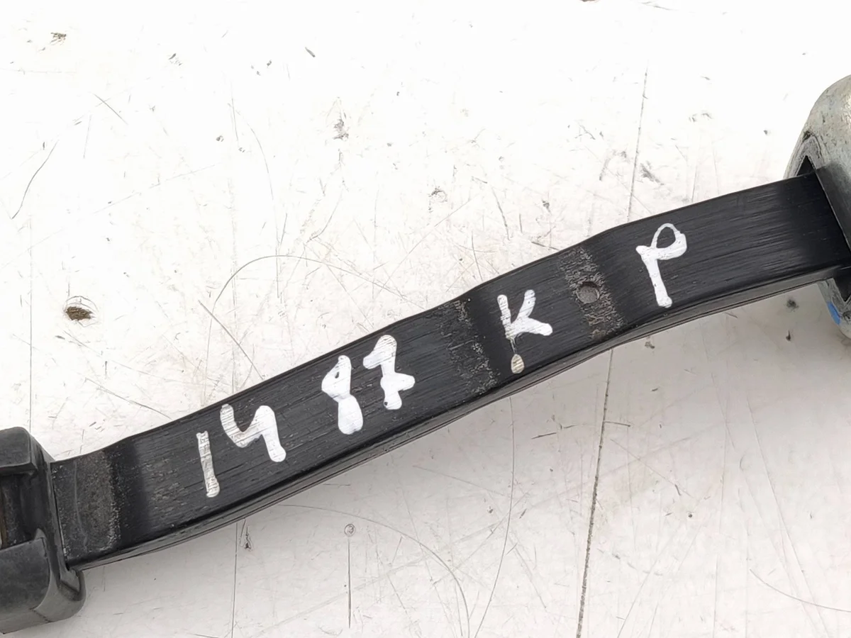 Toyota bZ4X Türstopper Vorne AMD271752 image 5