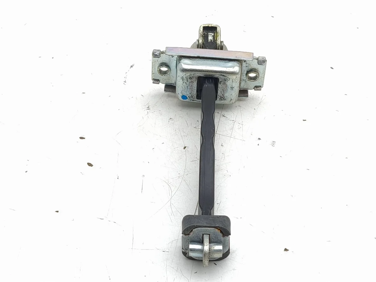 Toyota bZ4X Türstopper Vorne AMD271752 image 6