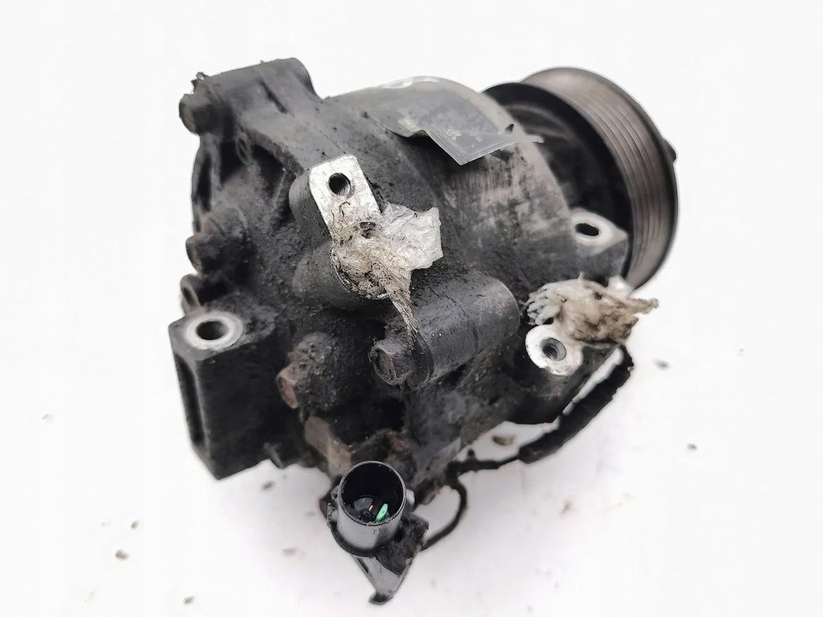 Mitsubishi AC-kompressor 7813A428 Begagnad image 5