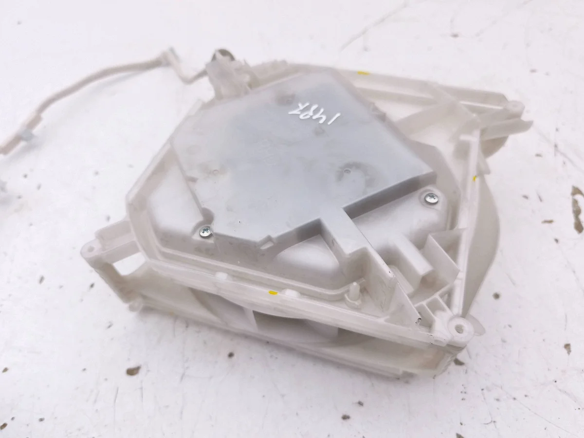 Toyota bZ4X 2023 Puhallin AMD271666 image 3