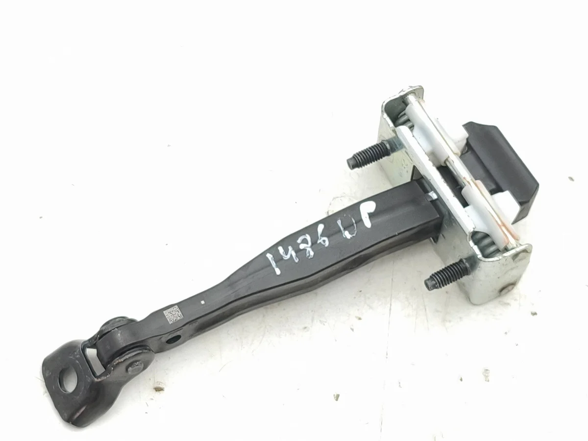 Ford Mustang Mach-E Türstopper vorne AMD271623 image 5