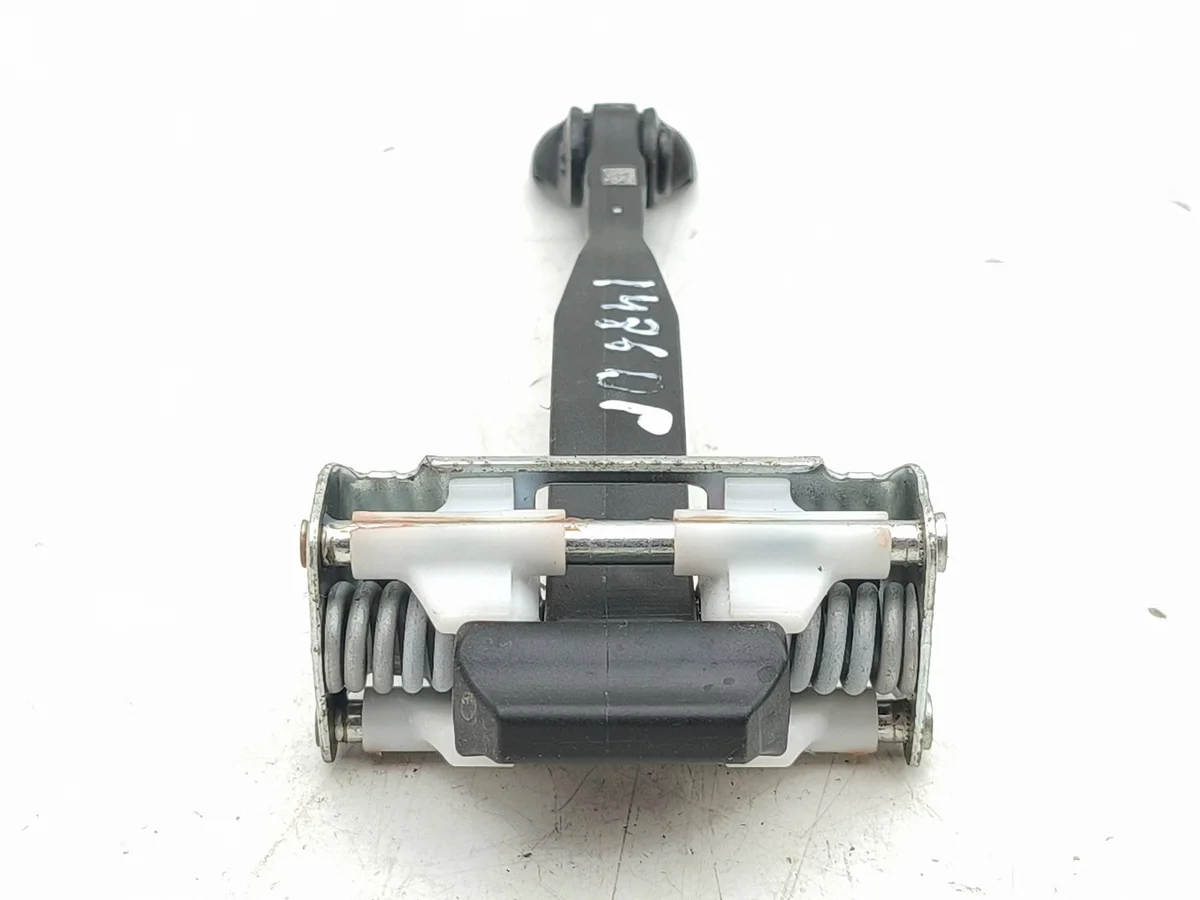 Ford Mustang Mach-E Türstopper vorne AMD271623 image 6