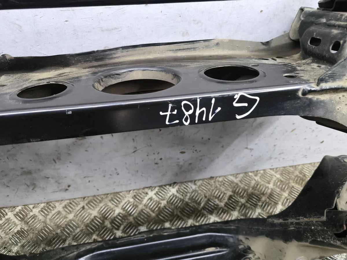 Soporte Trasero Toyota bZ4X OEM 3X10B0226 image 7