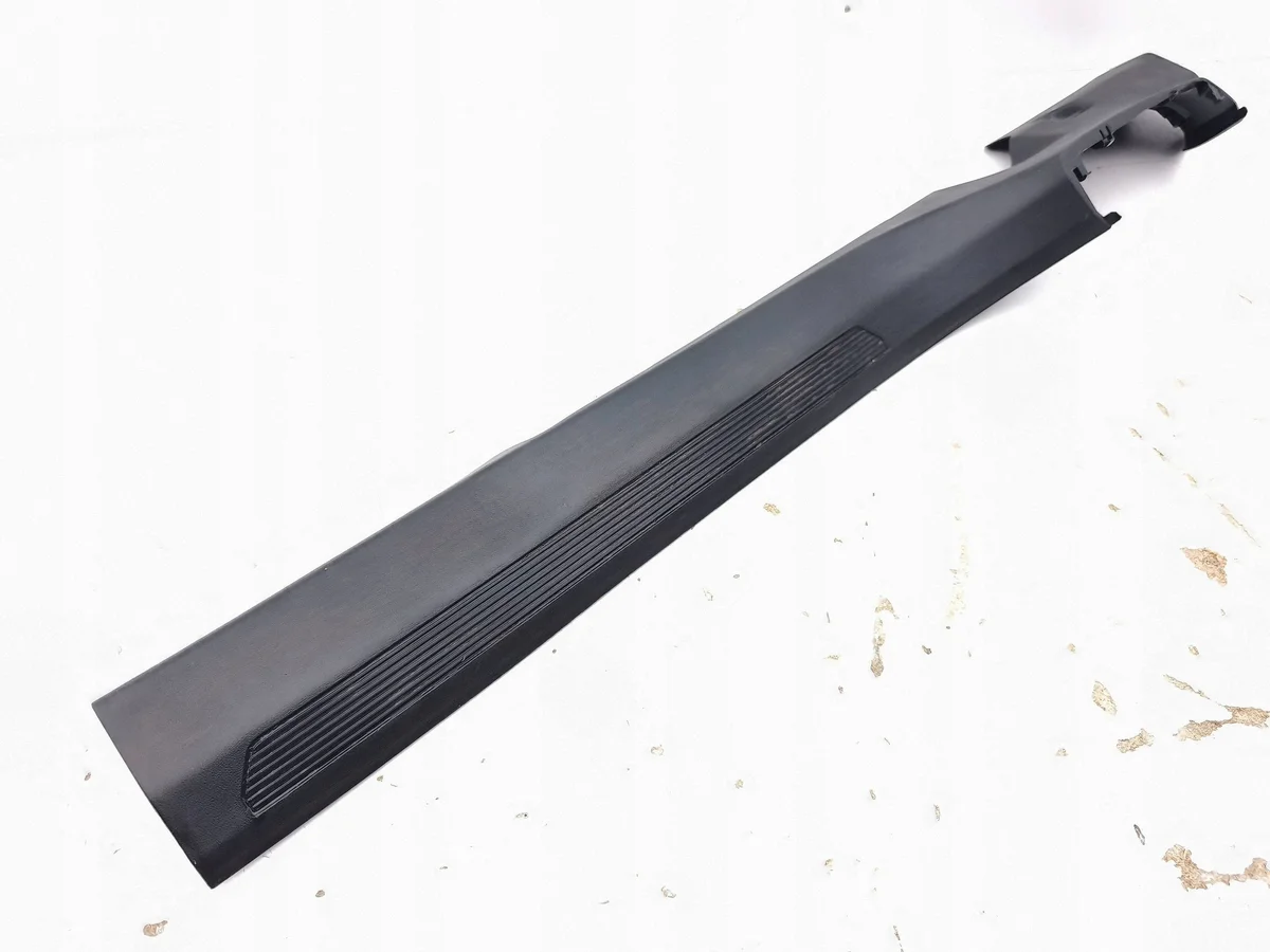 Audi Q4 e-tron 11A853371 Left Front Sill Cover image 3