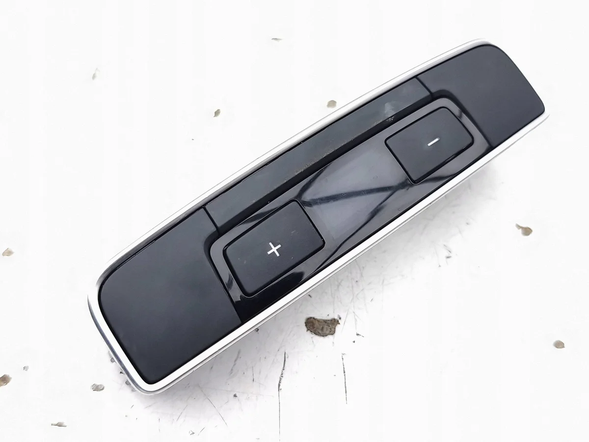 Audi Q4 e-tron F4B 2024 8W0919158C image 3