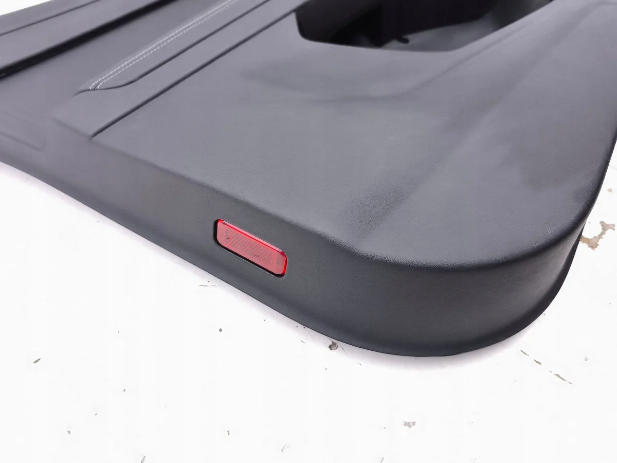 Audi Q4 E-Tron Türverkleidung links vorne image 3