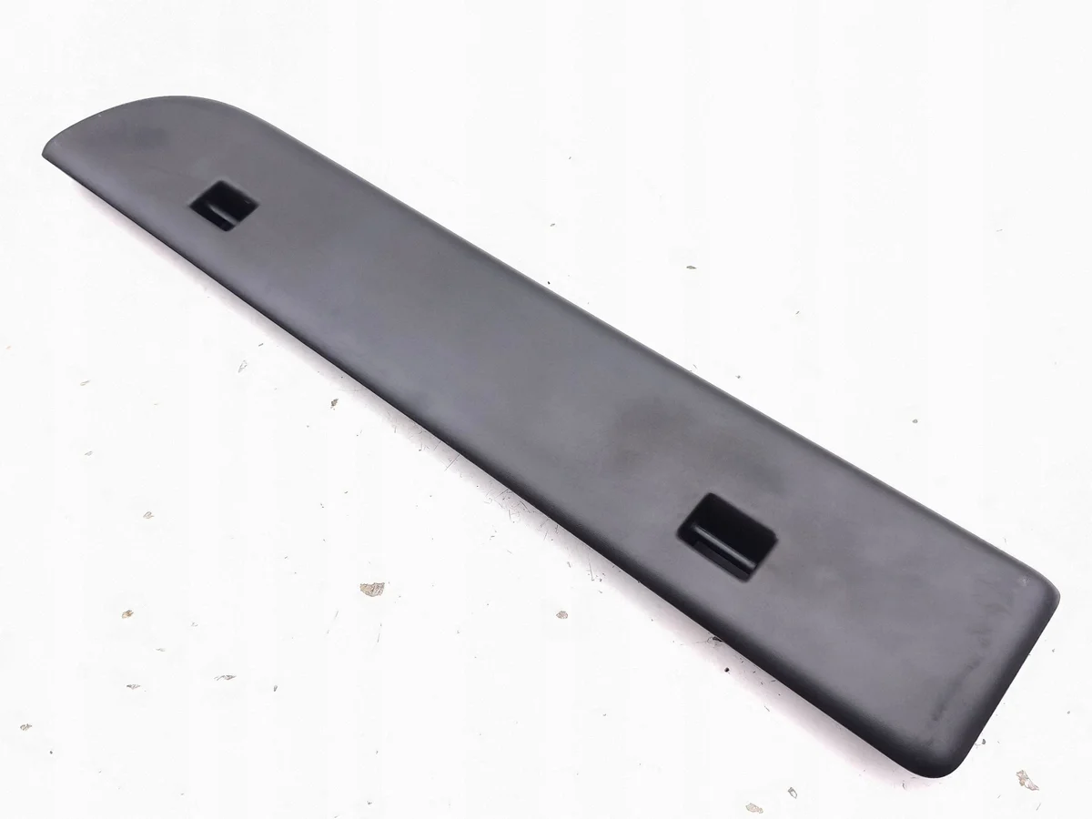 Porsche Cayenne 92A Sitzverkleidung links hinten