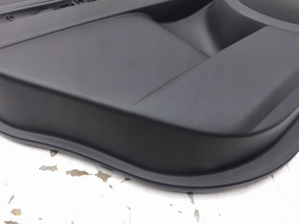 Mazda CX-7 2010 Türverkleidung hinten EH7468520G02 image 4