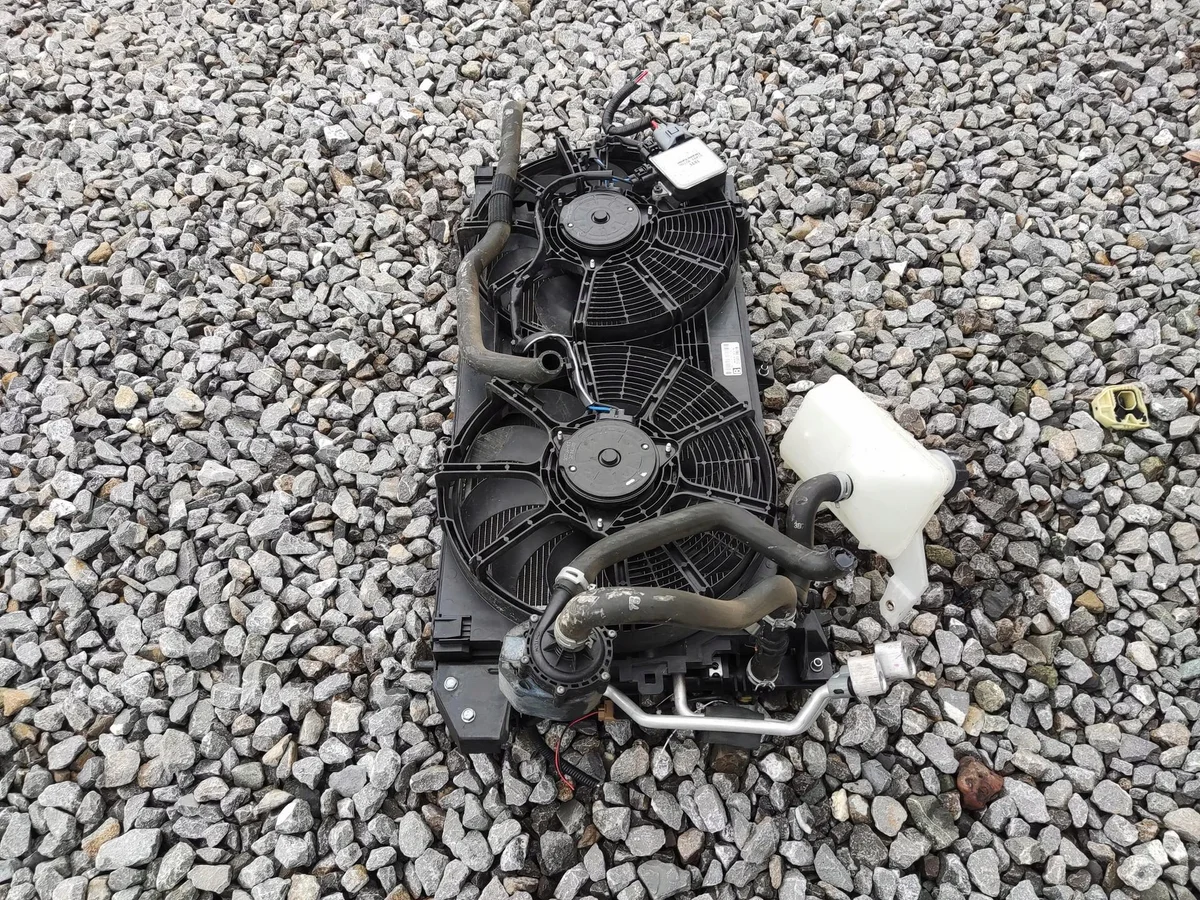 Jäähdyttimet tuulettimella Nissan Leaf I image 3