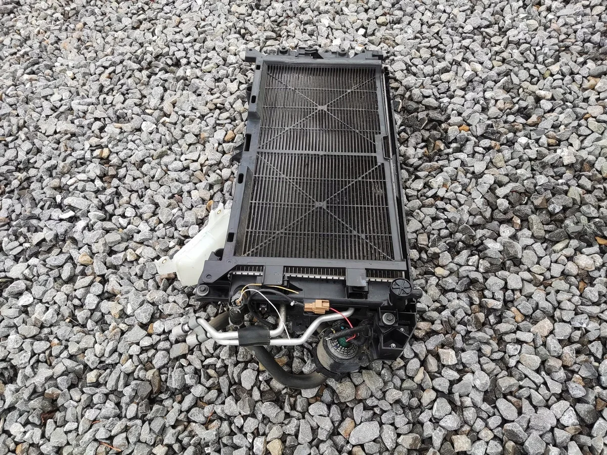 Jäähdyttimet tuulettimella Nissan Leaf I image 7
