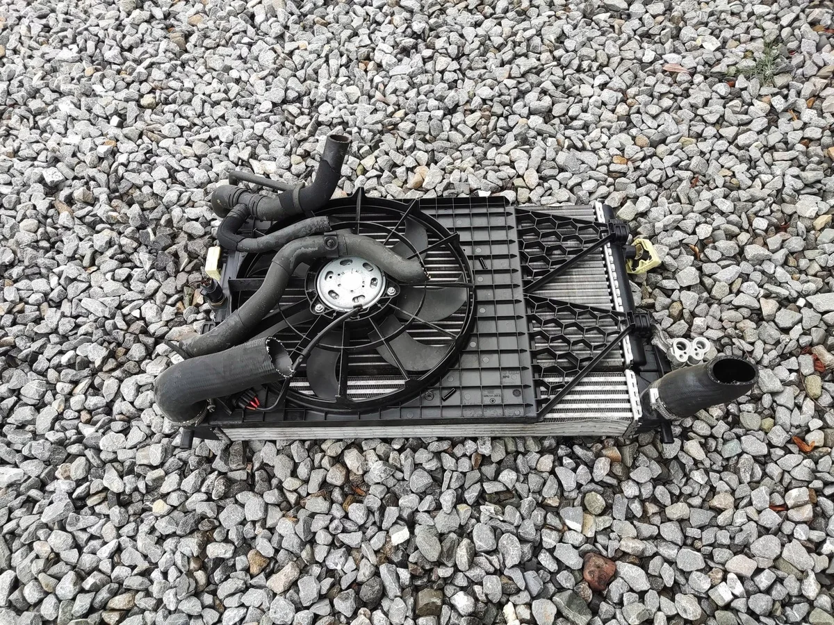 Kühlerlüfter Seat Ibiza IV 6J 1.6 TDI 2008-2012 image 4