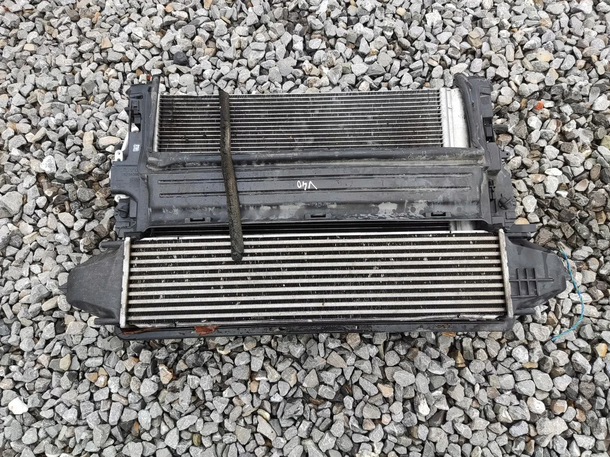 Kit Radiadores Volvo V40 II 2.0D 6G91-19710-DB image 6