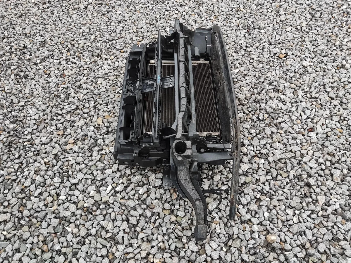 Etupaneeli jäähdyttimille VW Tiguan II image 3