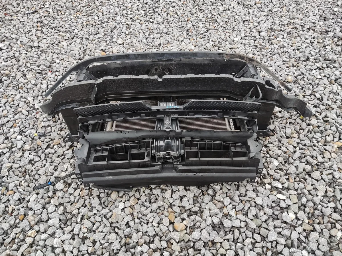 Etupaneeli jäähdyttimille VW Tiguan II image 4