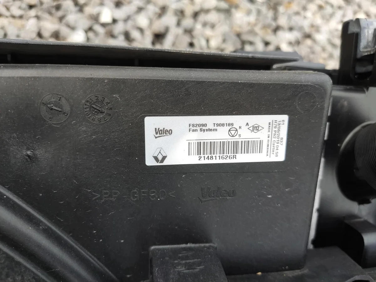 Kühlerlüfter Renault Captur 1.3 TCE gebraucht image 10