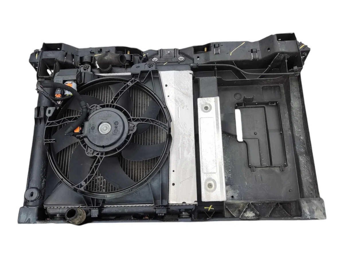 Radiador Peugeot 208 1.4 VTI 2012-2015 Usado