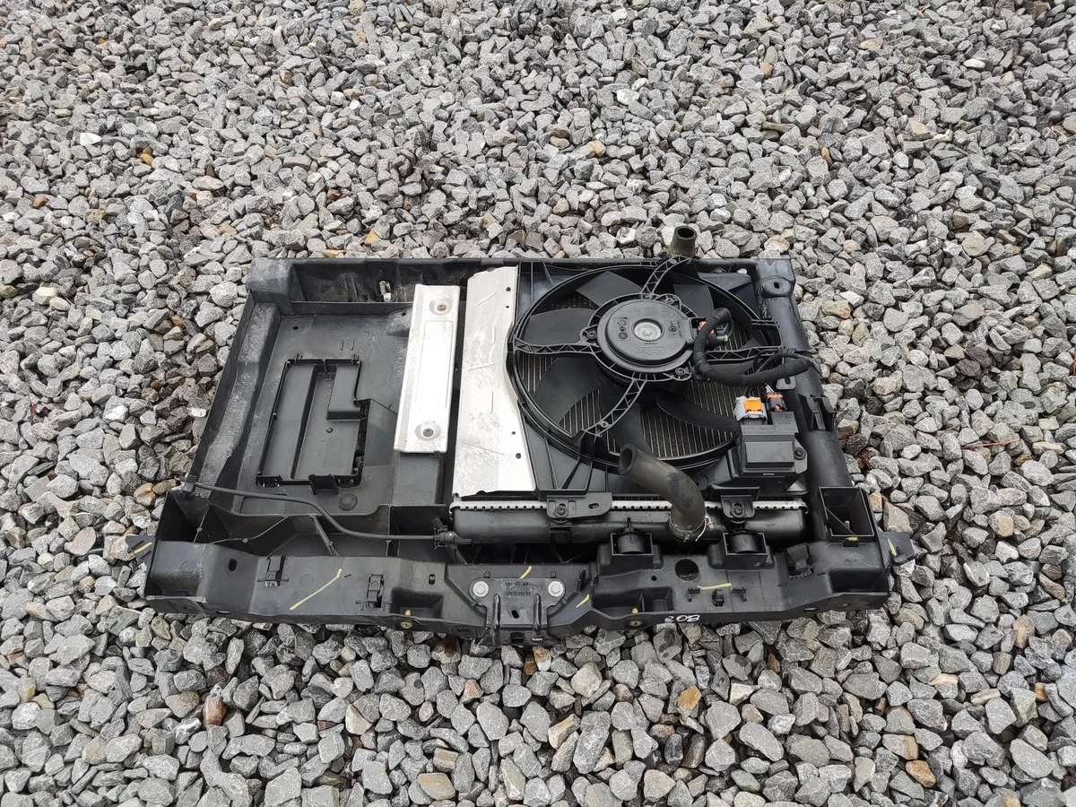 Kühlerlüfter Peugeot 208 I 1.4 VTI gebraucht image 4
