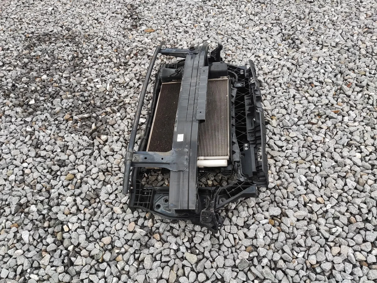 Kühlergrill Lüfter Kia Rio III 1.2 2011-2014 gebraucht image 4