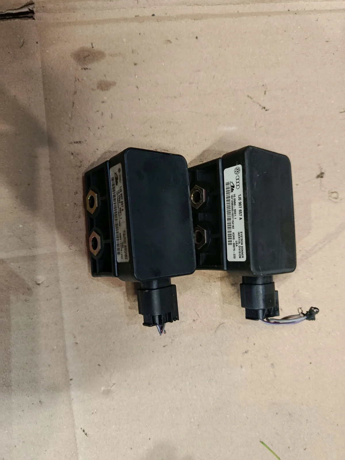 Sensore ESP VW 1J0907657A 1J1907637A Usato image 3