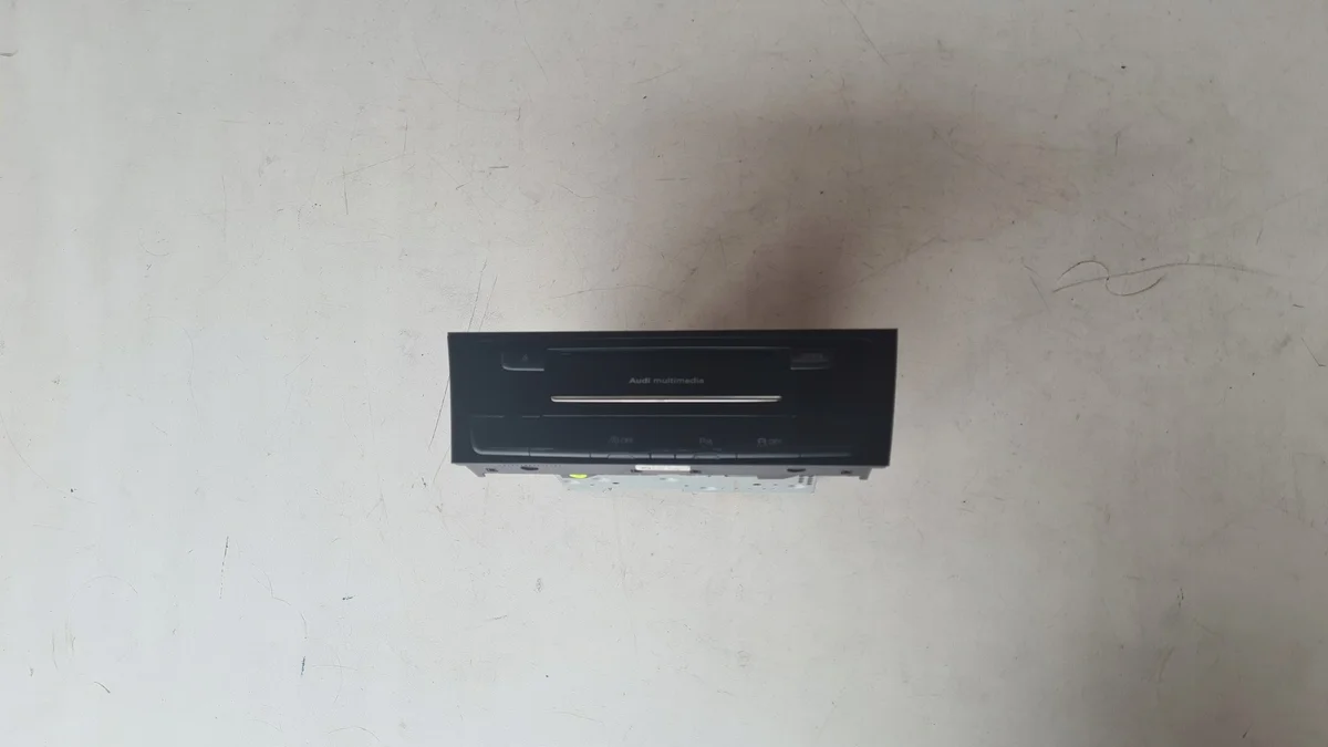 Navigation MMI 3G Audi A4 A5 Q5 8R1035652A