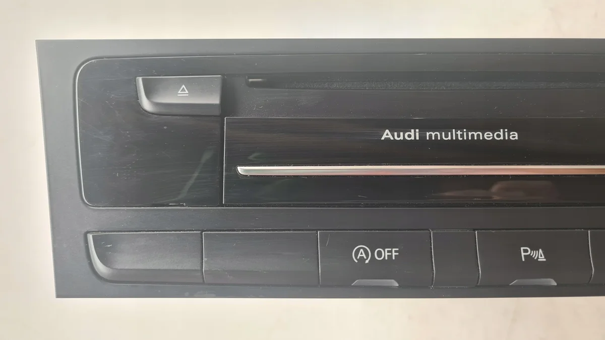 Audi A4 A5 Q5 MMI Navigatie 8R1035652A image 4