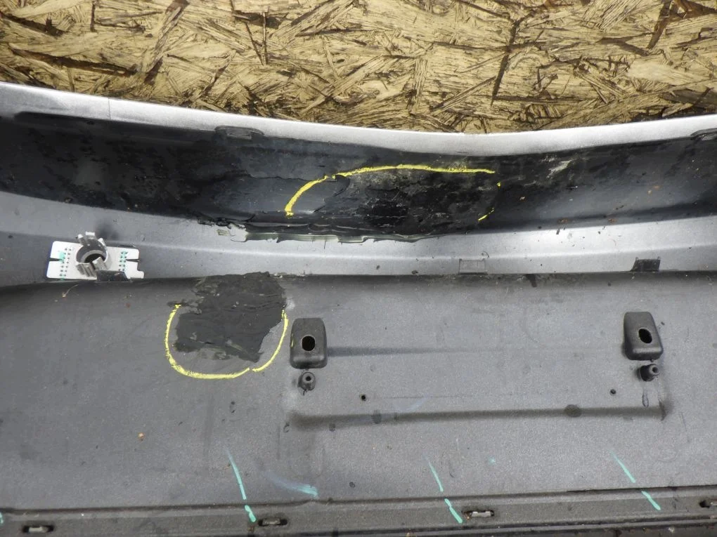 Opel Astra J Heckschürze hinten gebraucht image 10