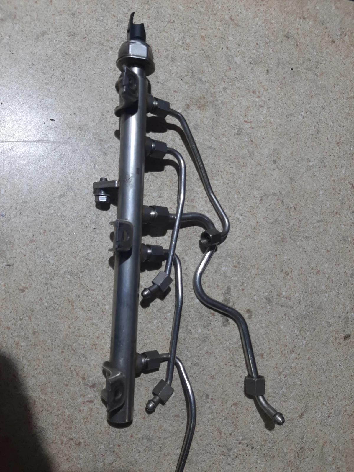 LISTWA PALIWOWA BMW E46 N43 1235436547657