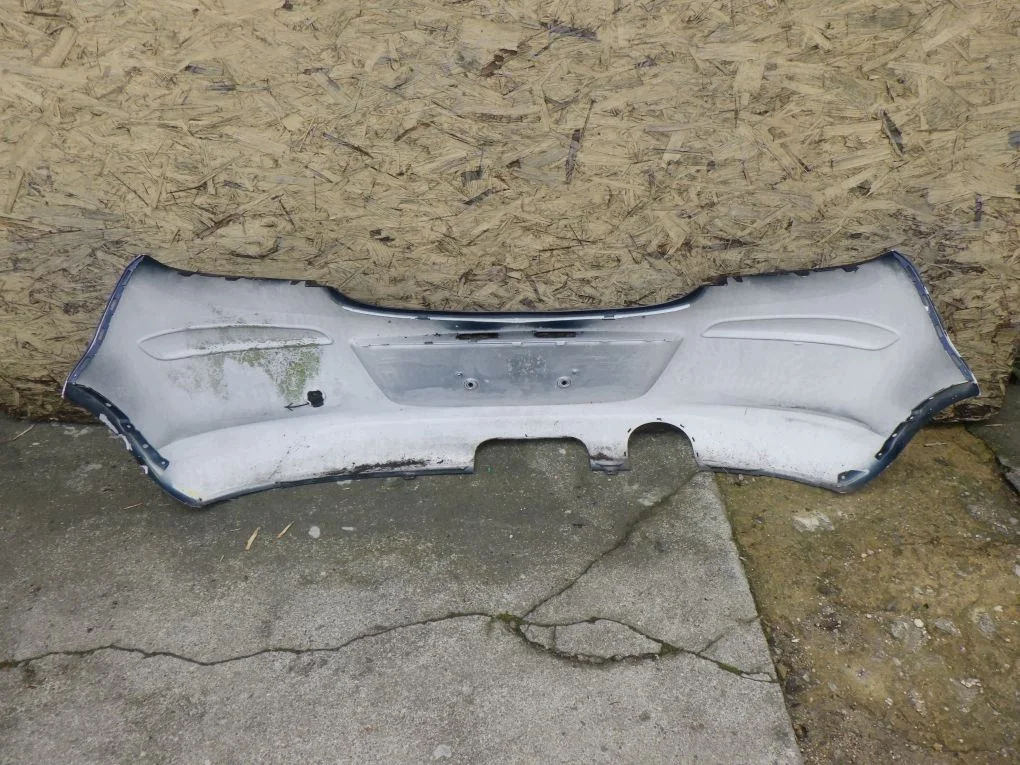 Opel Corsa D 3D 2006- Para-choques Traseiro image 4