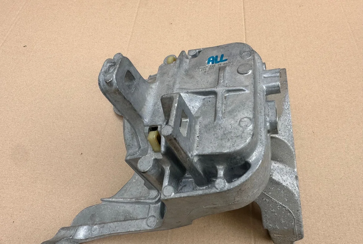 Engine Mount for Mercedes A-Class W177 A2472401900 image 6