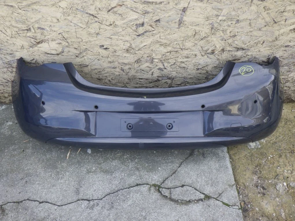 Opel Corsa E 15- Bakre Stötfångare Använd