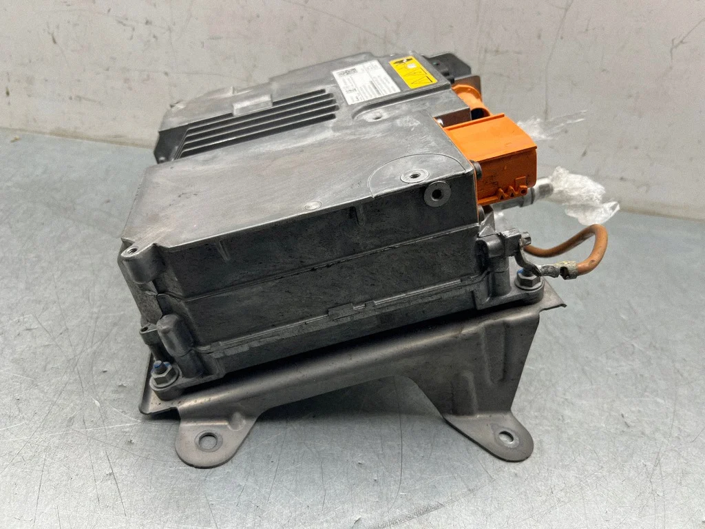INVERTER MERCEDES-BENZ EQB (X243) A0009015211 image 3