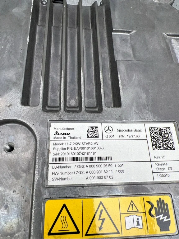 INVERTER MERCEDES-BENZ EQB (X243) A0009015211 image 6