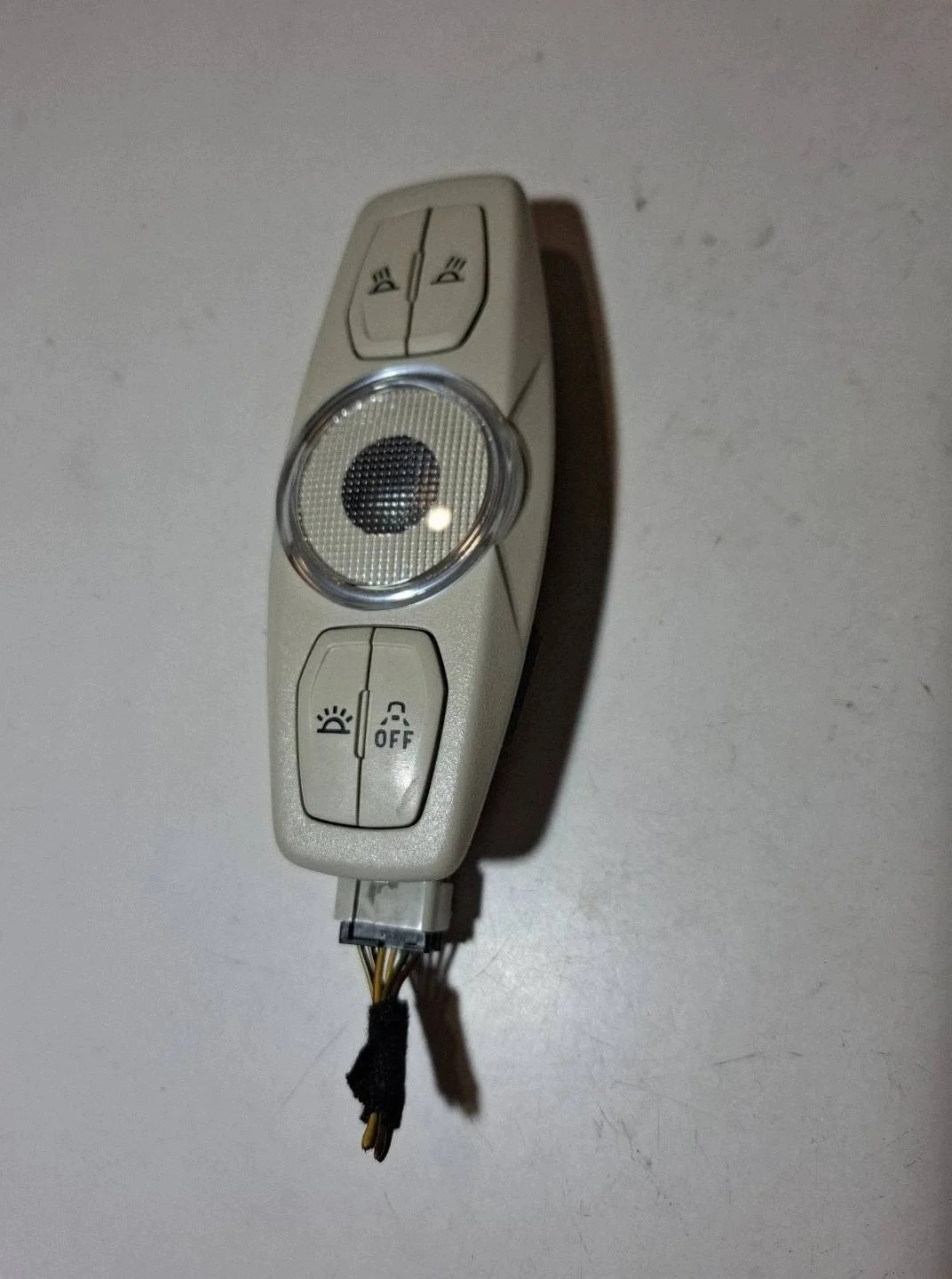 Ford Focus MK3 C-Max II Innenraumleuchte image 3